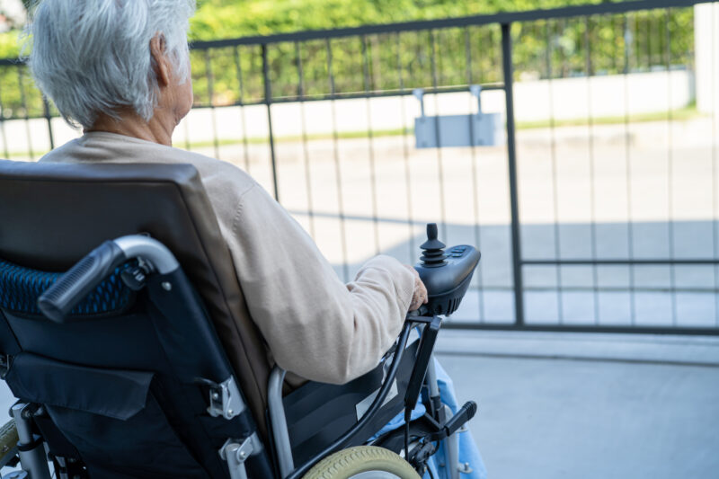 senior in assisted living cannot escape facility